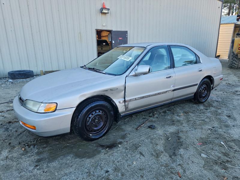 Global Auto Auctions: 1996 HONDA ACCORD LX