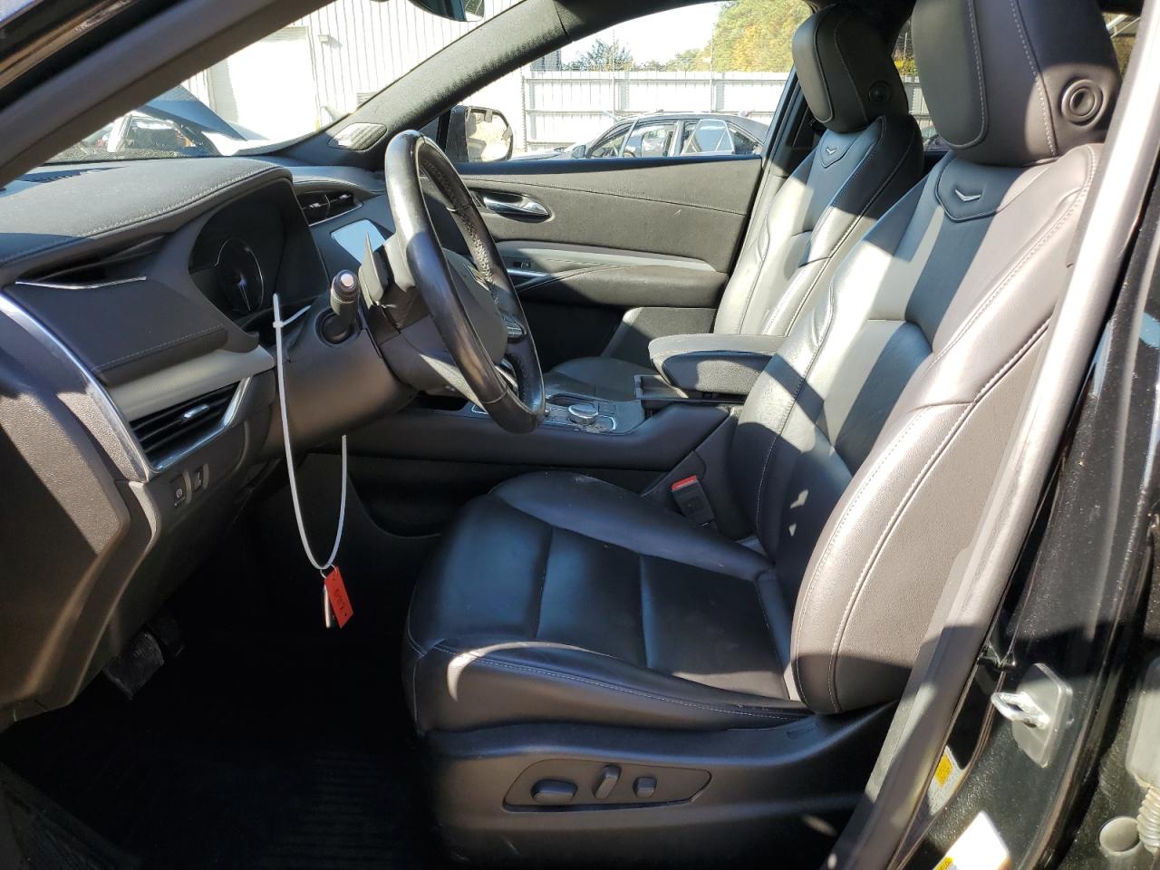 CADILLAC XT4 PREMIUM LUXURY