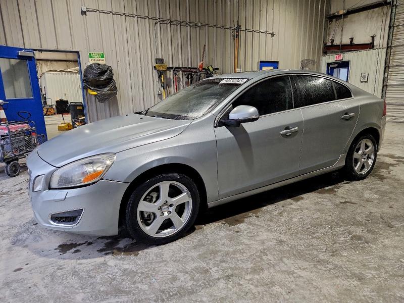 Global Auto Auctions: 2013 VOLVO S60 T5