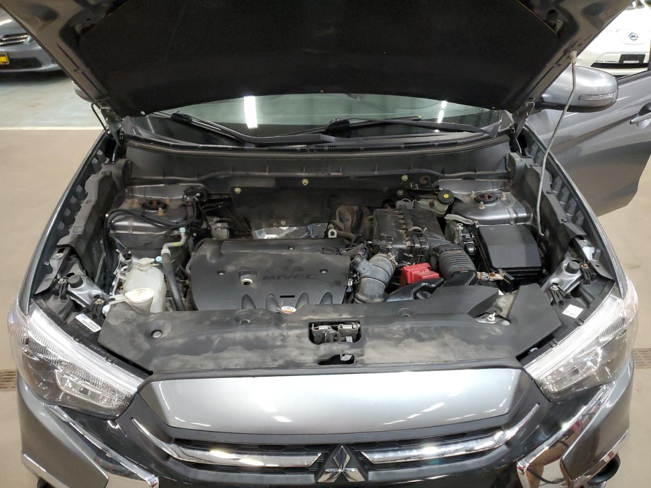 MITSUBISHI OUTLANDER ES