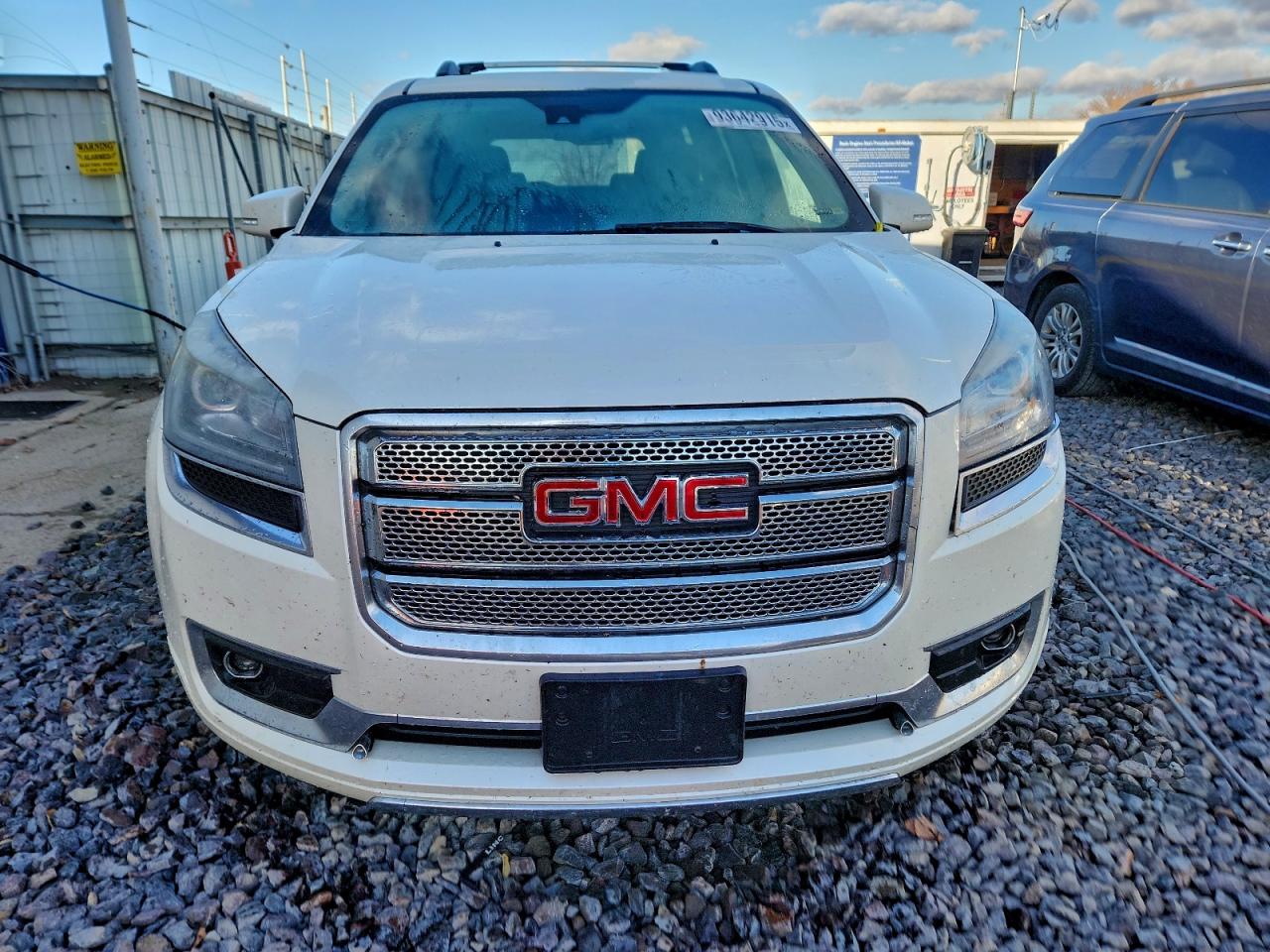 GMC ACADIA DENALI