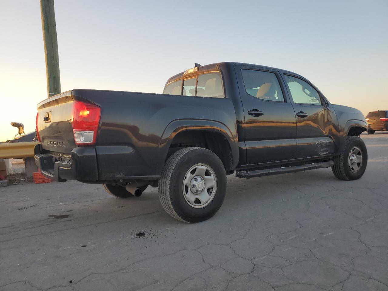 TOYOTA TACOMA DOUBLE CAB
