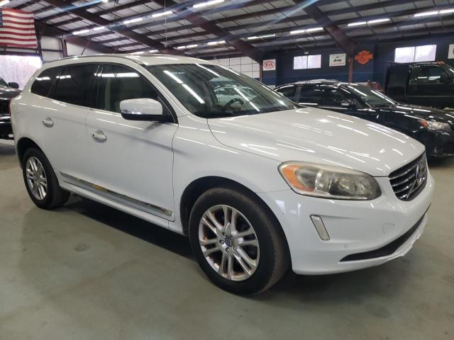 2015 VOLVO XC60 T5 PR - YV4612RK7F2757088