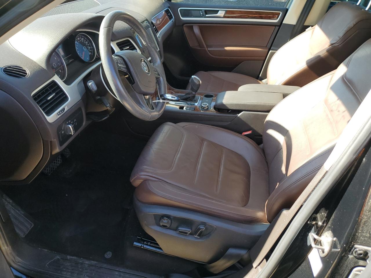 VOLKSWAGEN TOUAREG V6