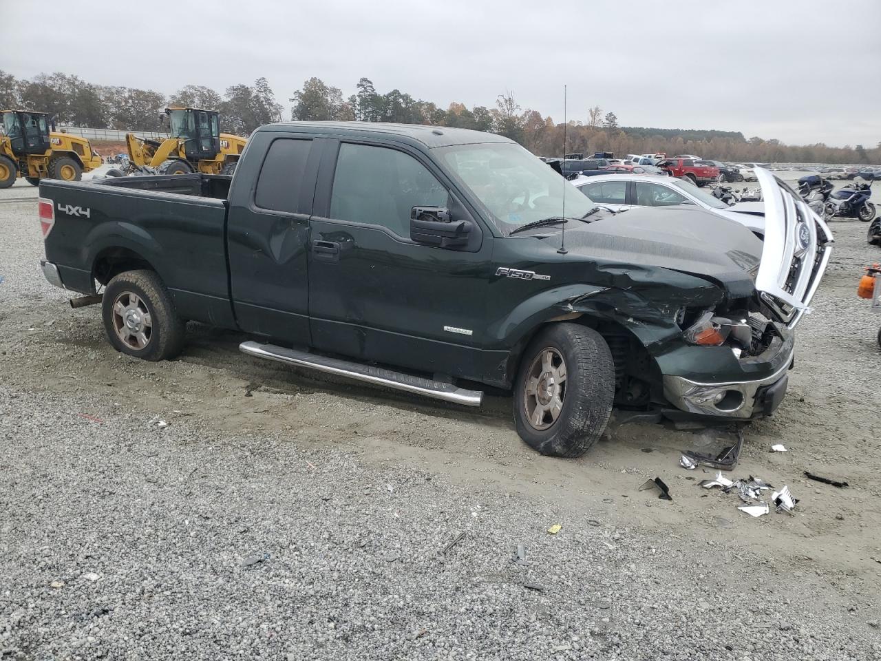 FORD F-150 SUPER CAB