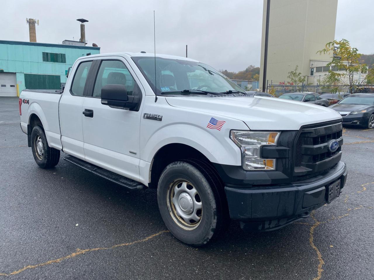 FORD F-150 SUPER CAB