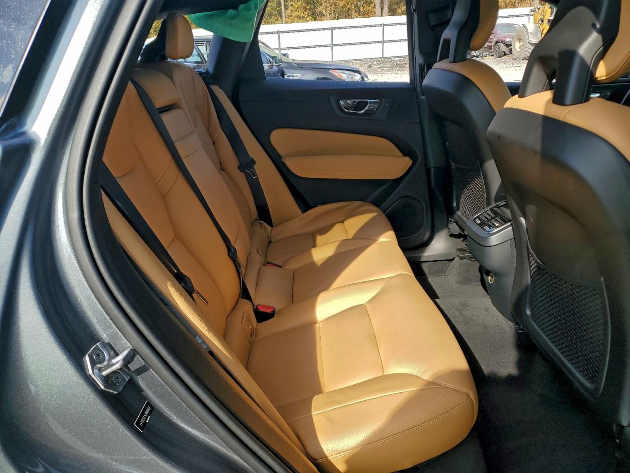 VOLVO XC60 T5 INSCRIPTION