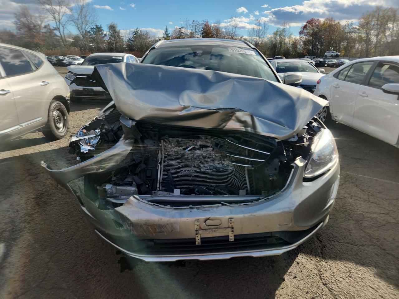 VOLVO XC60 T6 PREMIER