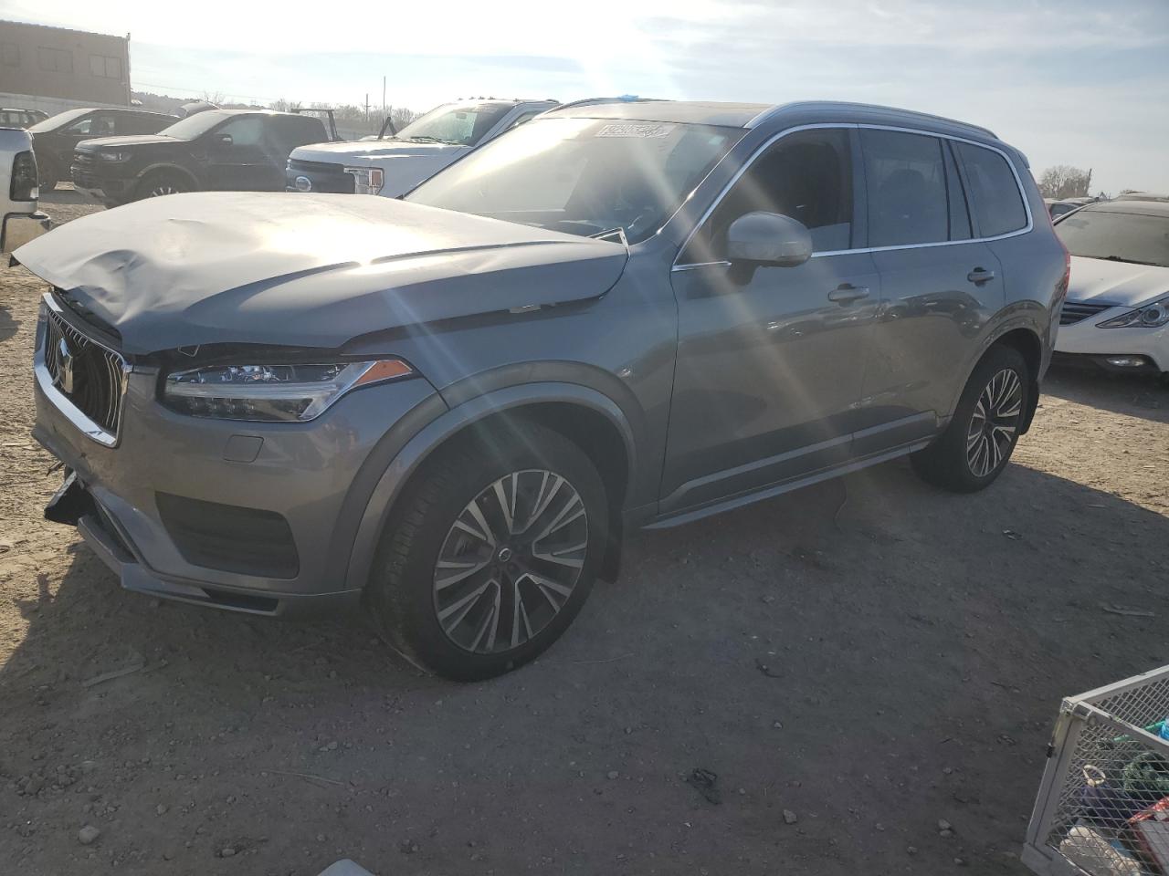 VOLVO XC90 T5 MOMENTUM