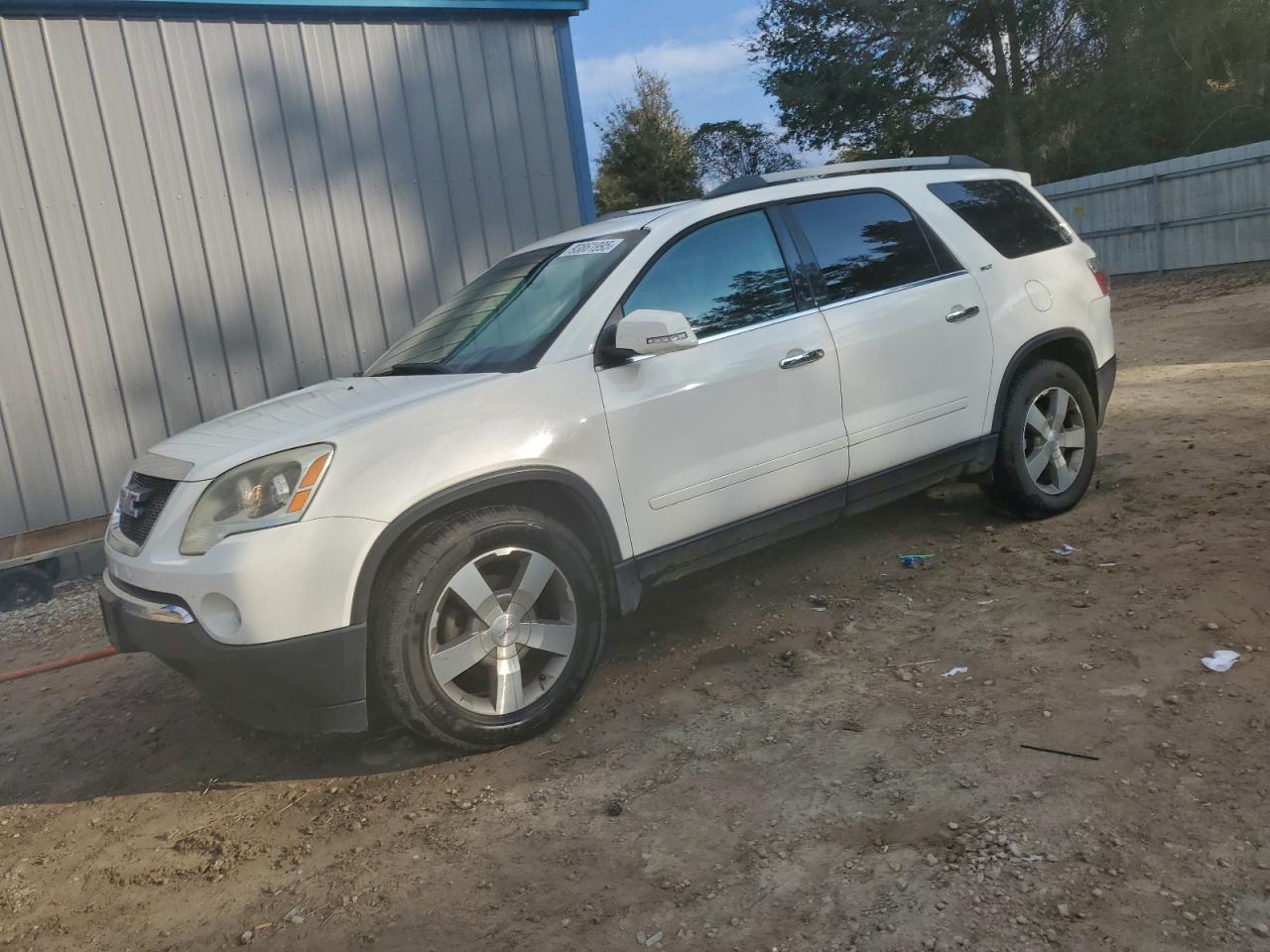 GMC ACADIA SLT-1