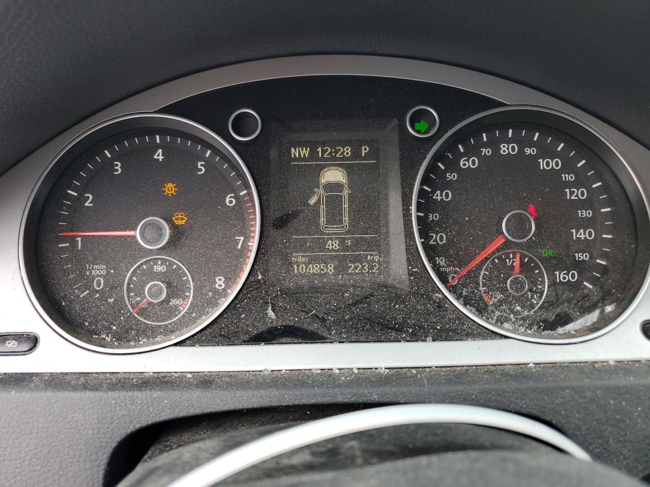 VOLKSWAGEN PASSAT KOMFORT