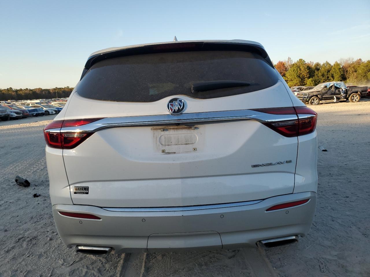 BUICK ENCLAVE ESSENCE