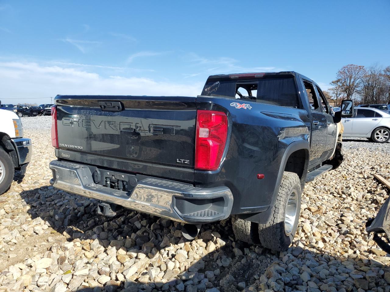 CHEVROLET SILVERADO K3500 LTZ