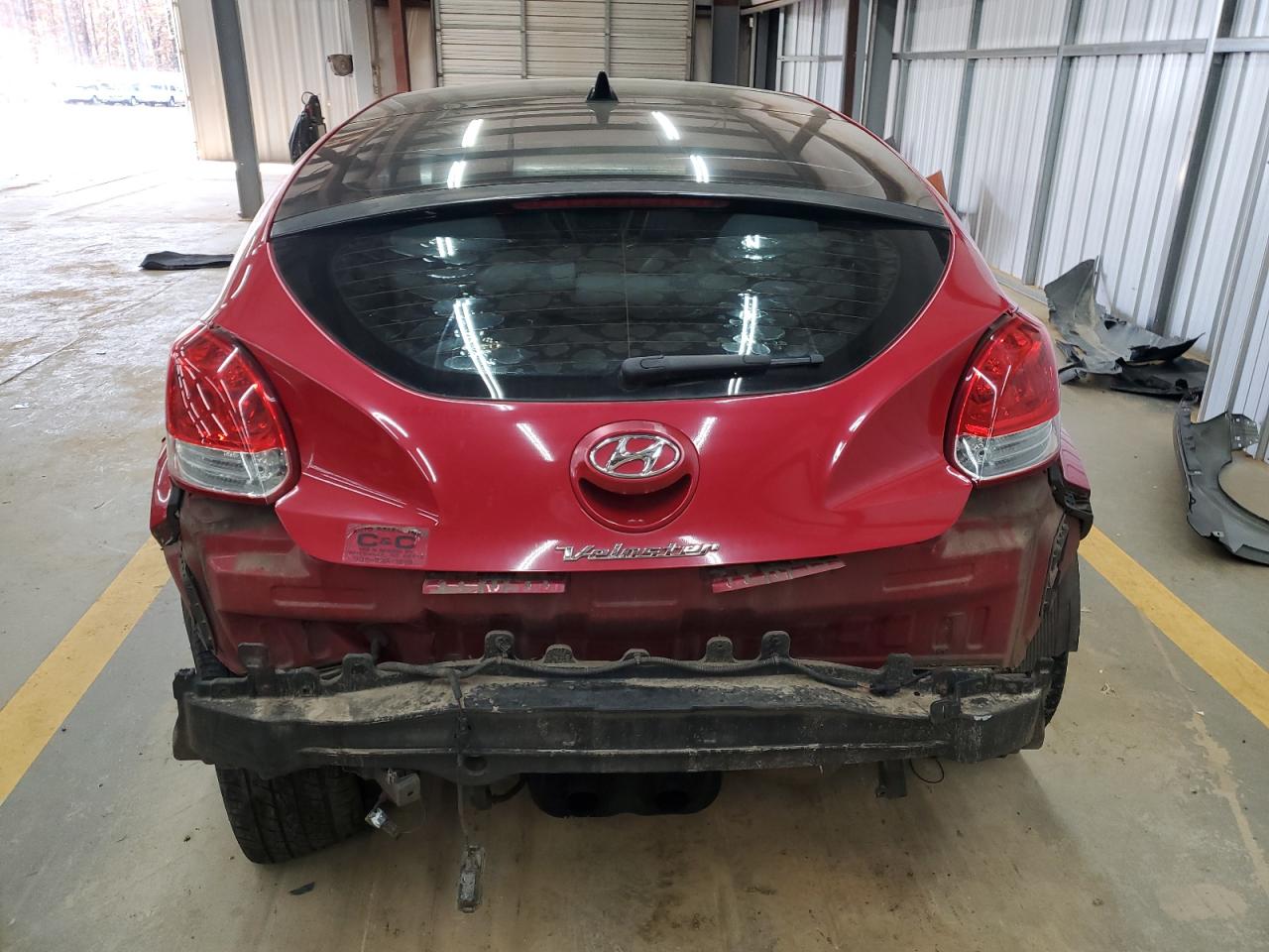 HYUNDAI VELOSTER