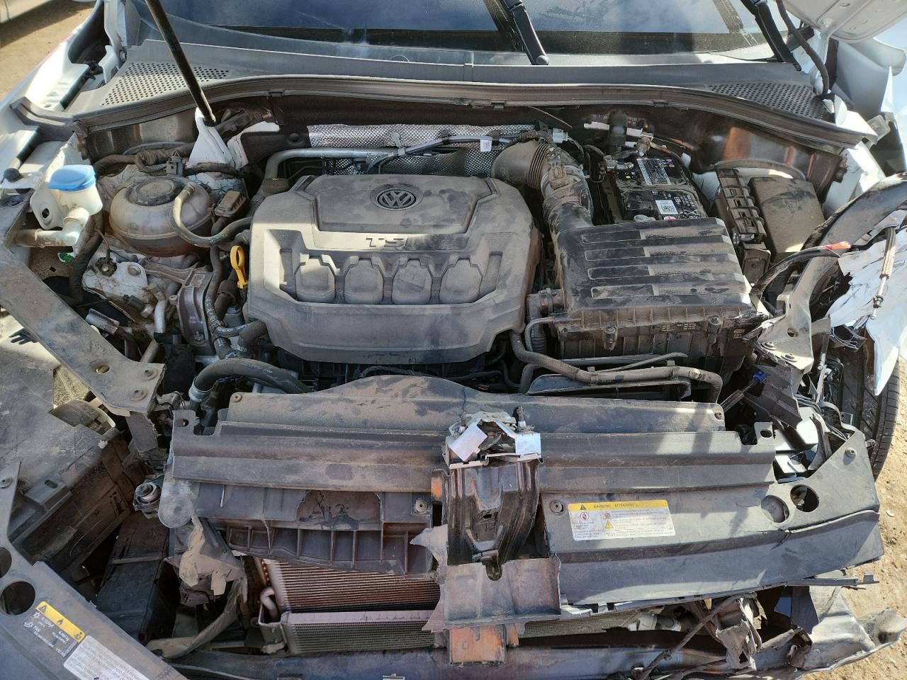 VOLKSWAGEN TIGUAN SE