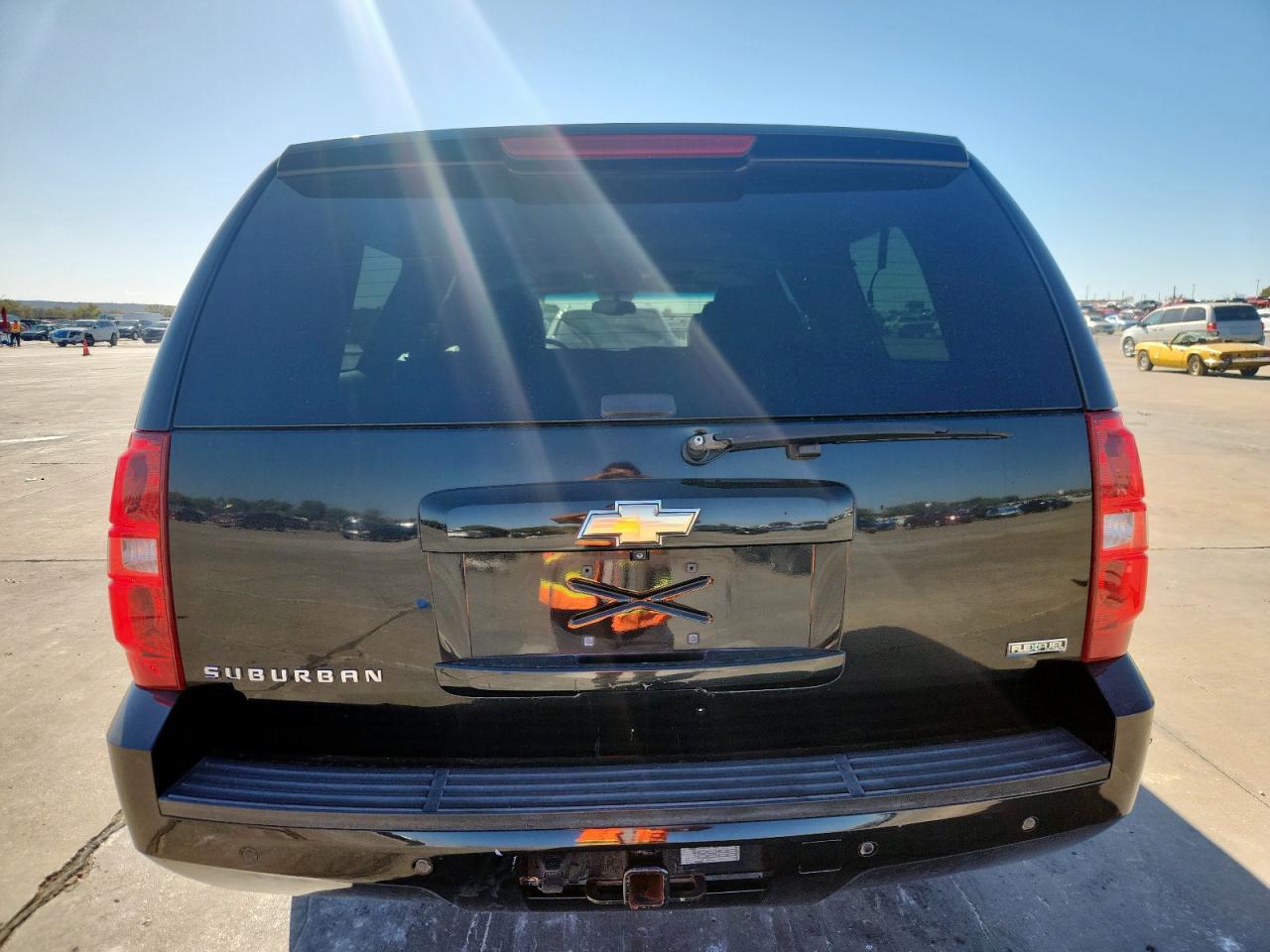 CHEVROLET SUBURBAN C1500 LT