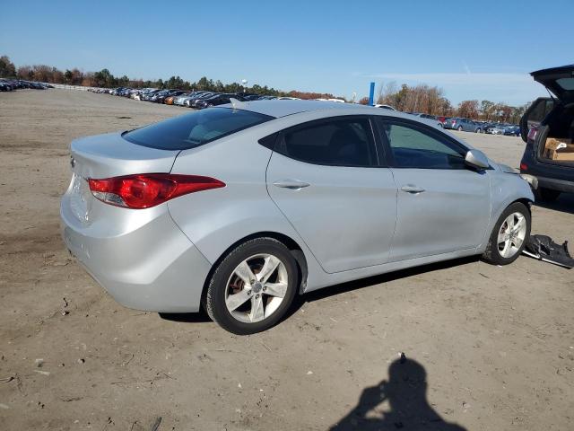 2012 HYUNDAI ELANTRA - 5NPDH4AE4CH071270
