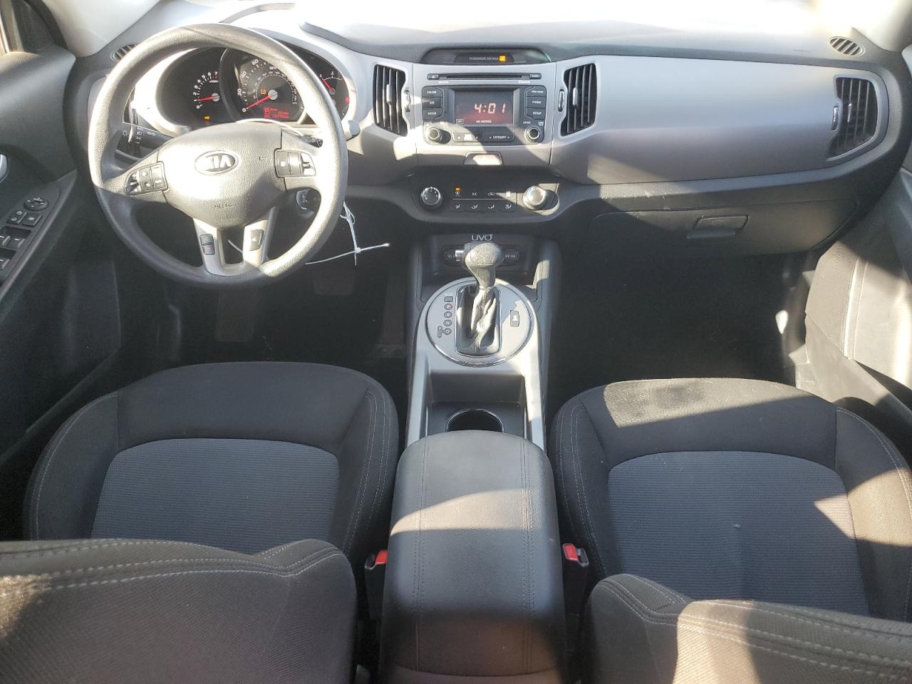 KIA SPORTAGE LX