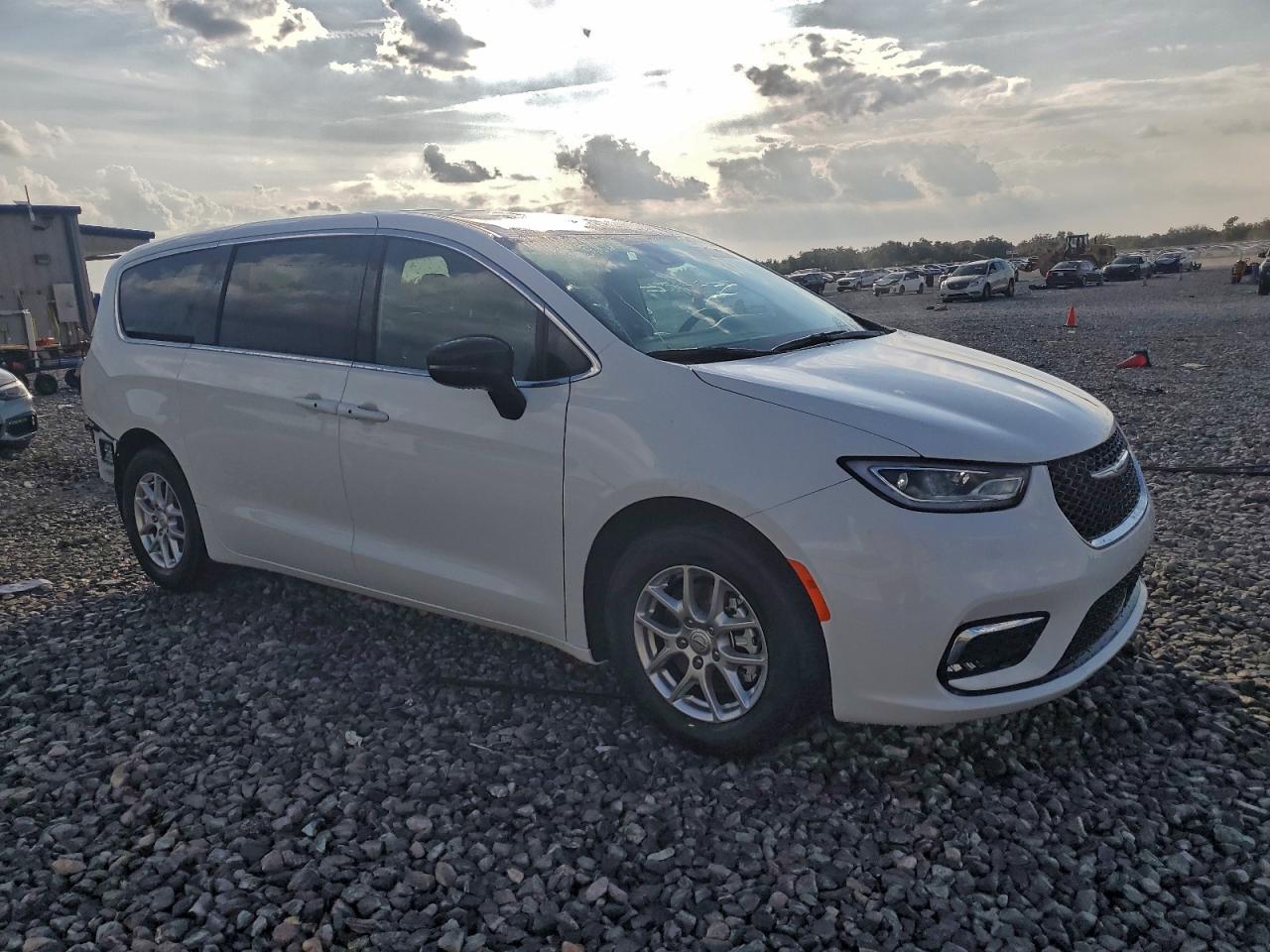 Lot #3303386158 2026 CHRYSLER PACIFICA S