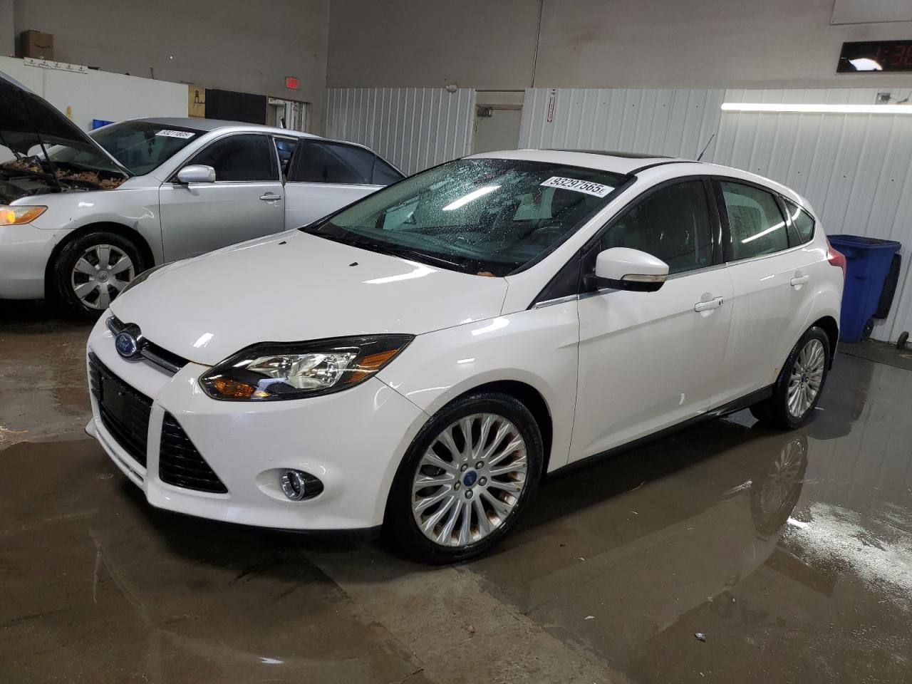 FORD FOCUS TITANIUM