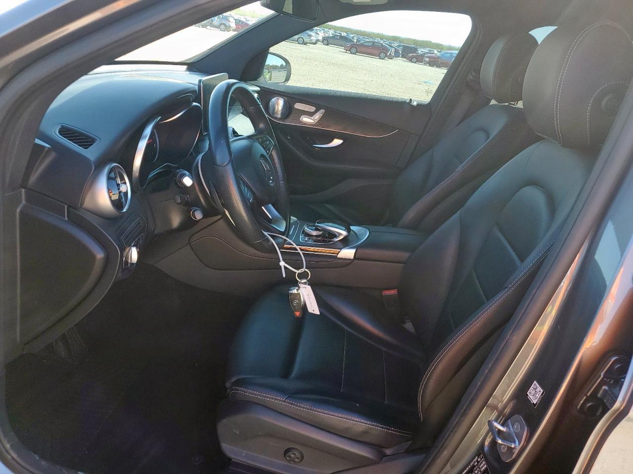 MERCEDES-BENZ GLC-CLASS 300