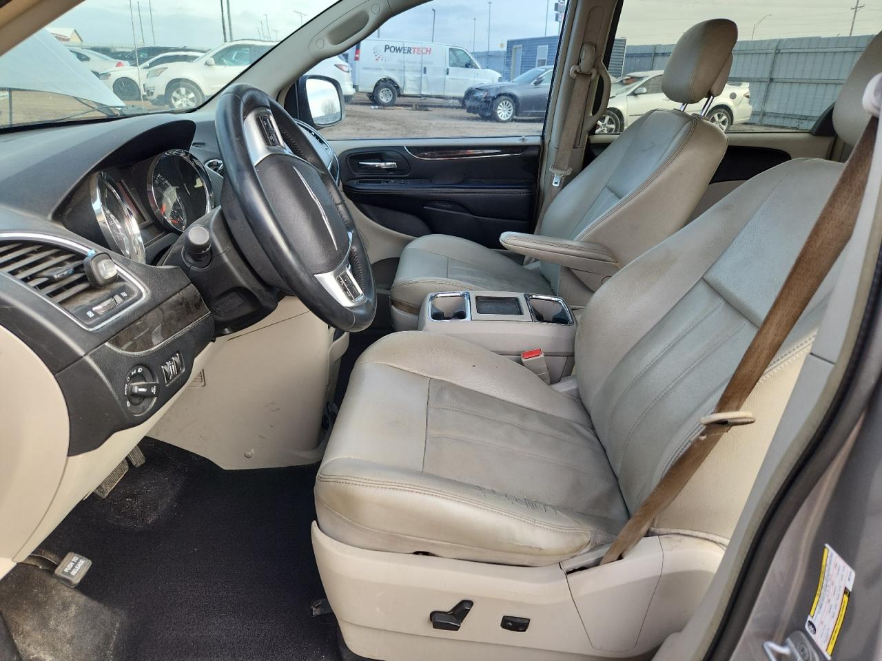 CHRYSLER TOWN & COUNTRY TOURING