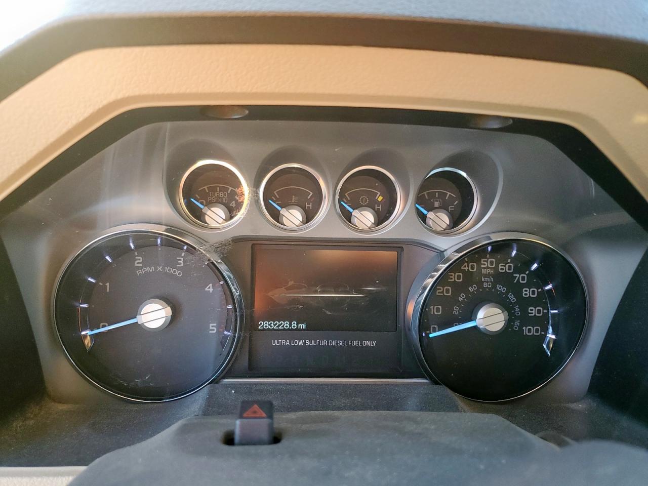 FORD F-350 SUPER DUTY