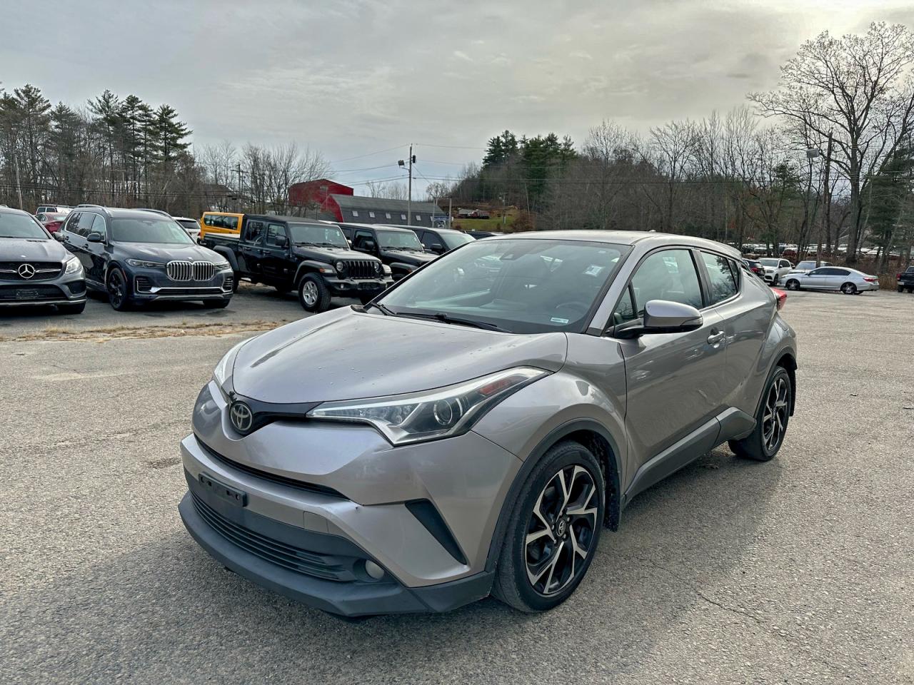 TOYOTA C-HR XLE