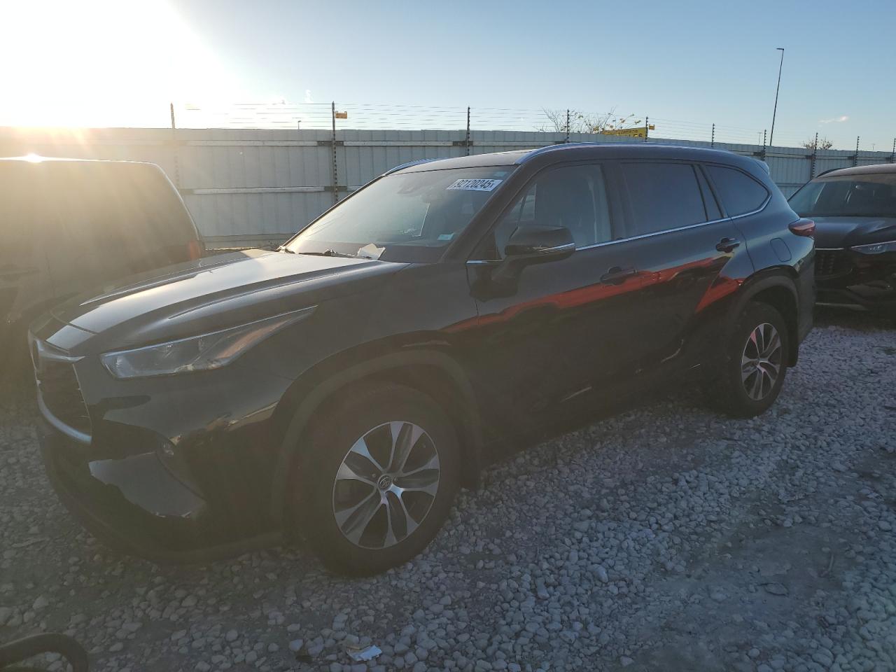 TOYOTA HIGHLANDER XLE