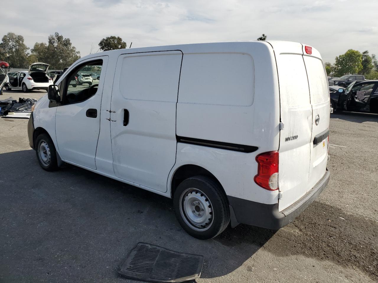 NISSAN NV200 2.5S