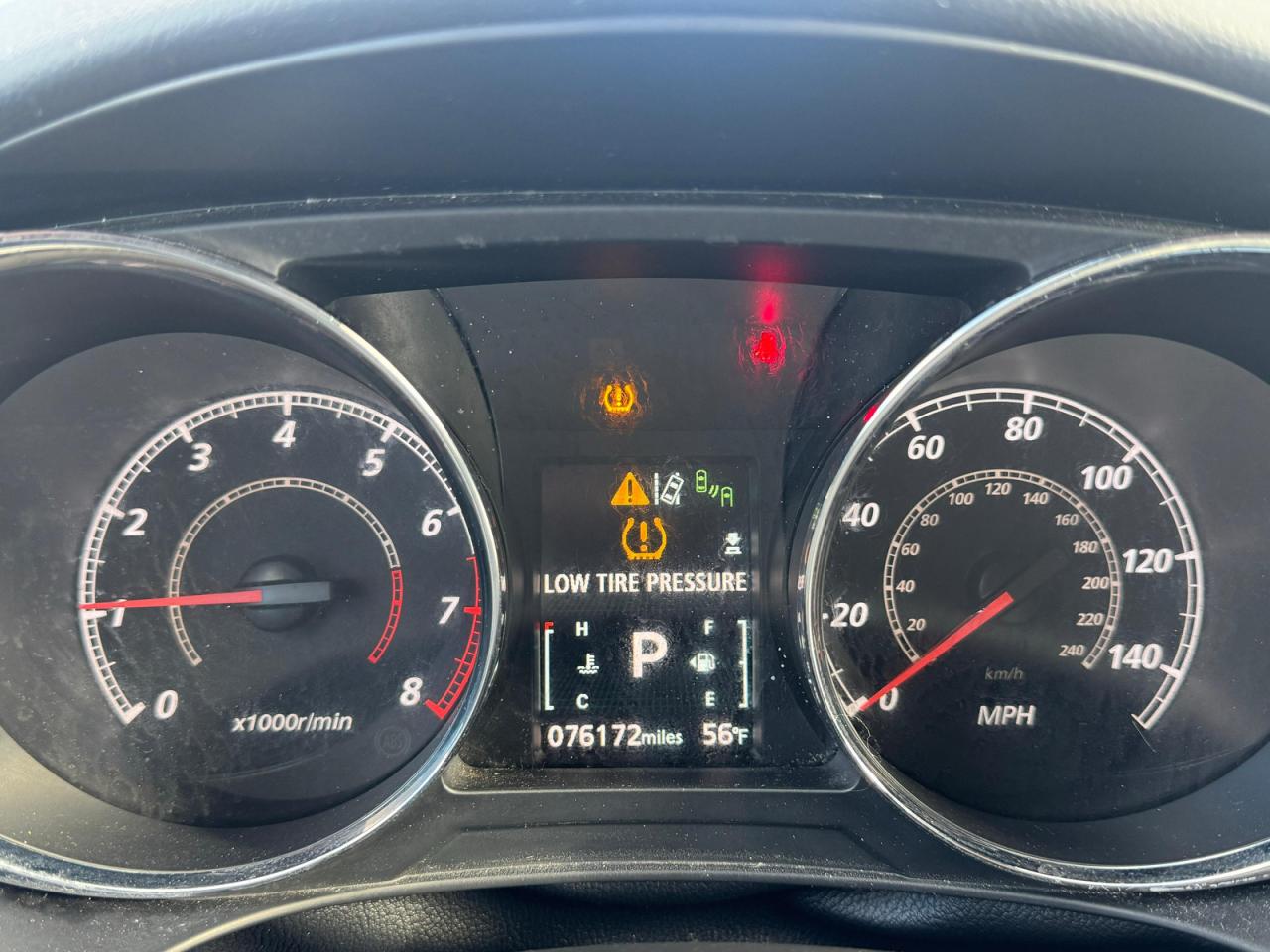 MITSUBISHI OUTLANDER SE