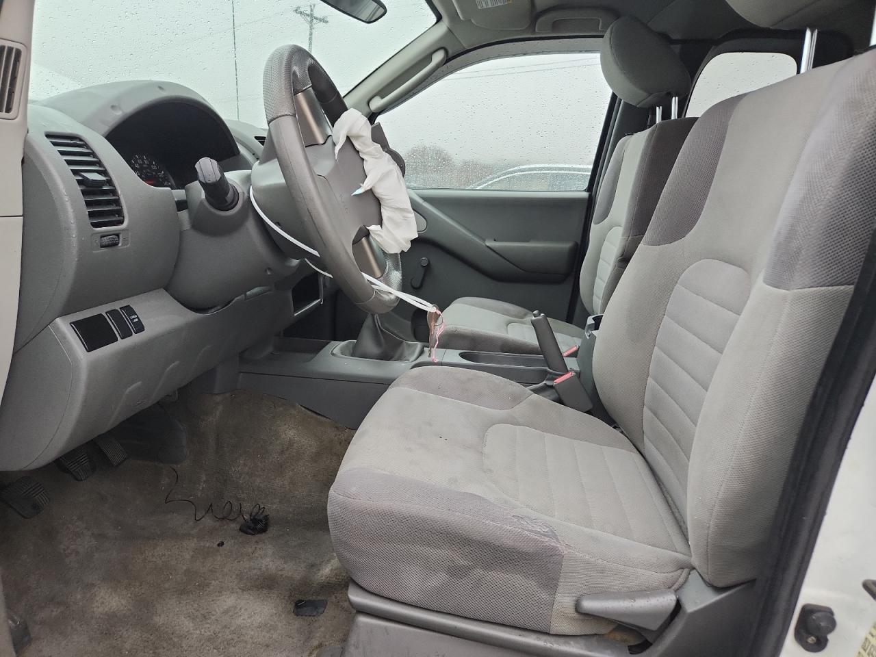 NISSAN FRONTIER KING CAB SE