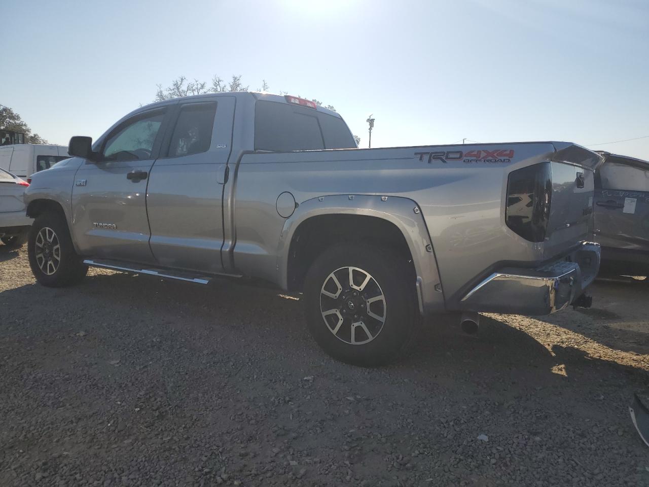 TOYOTA TUNDRA DOUBLE CAB SR