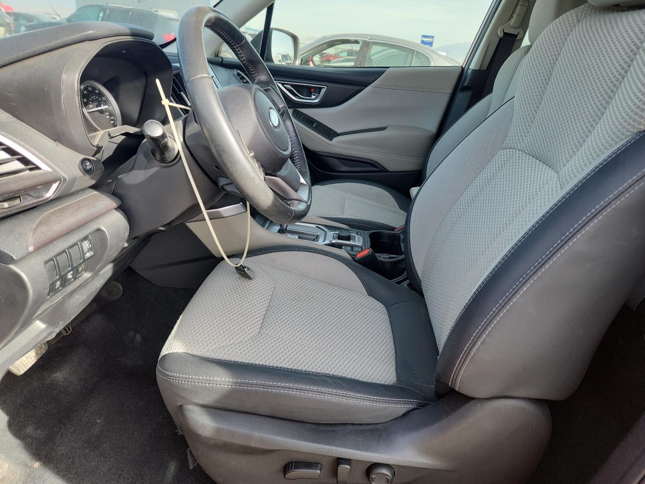 SUBARU FORESTER PREMIUM