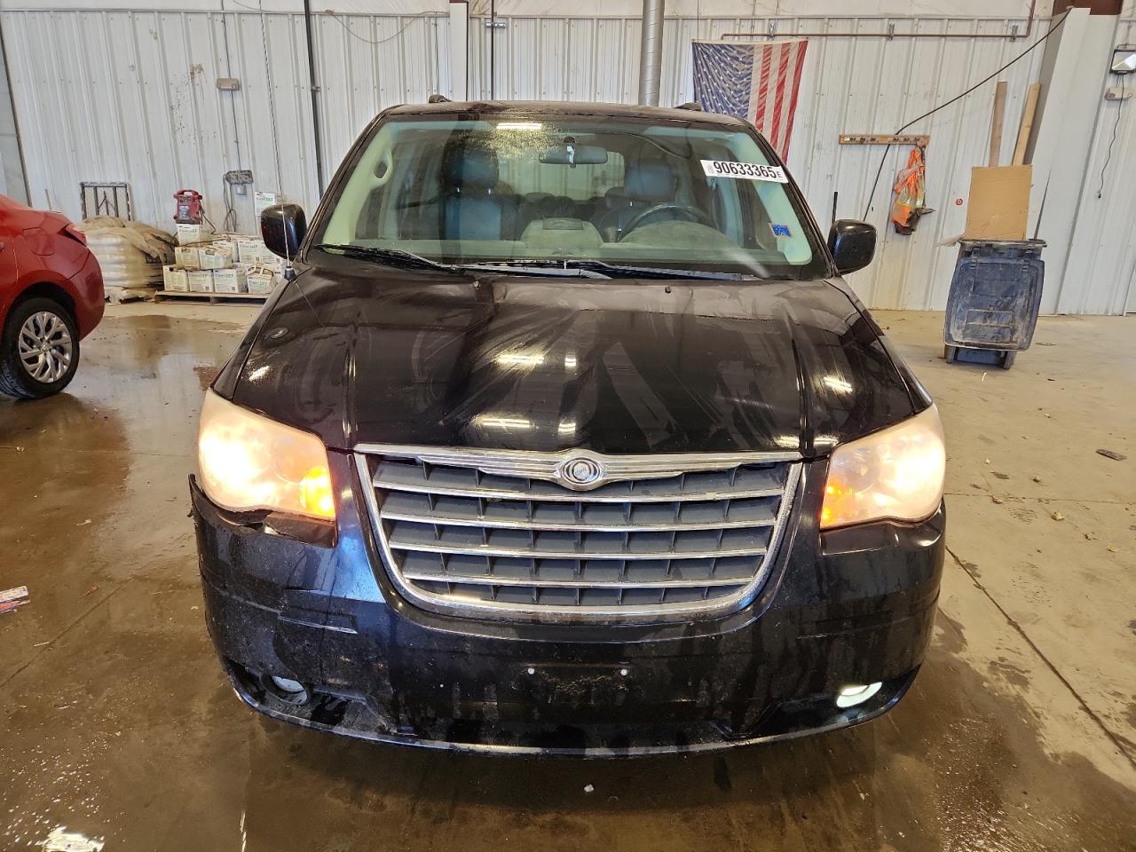 CHRYSLER TOWN & COUNTRY TOURING PLUS