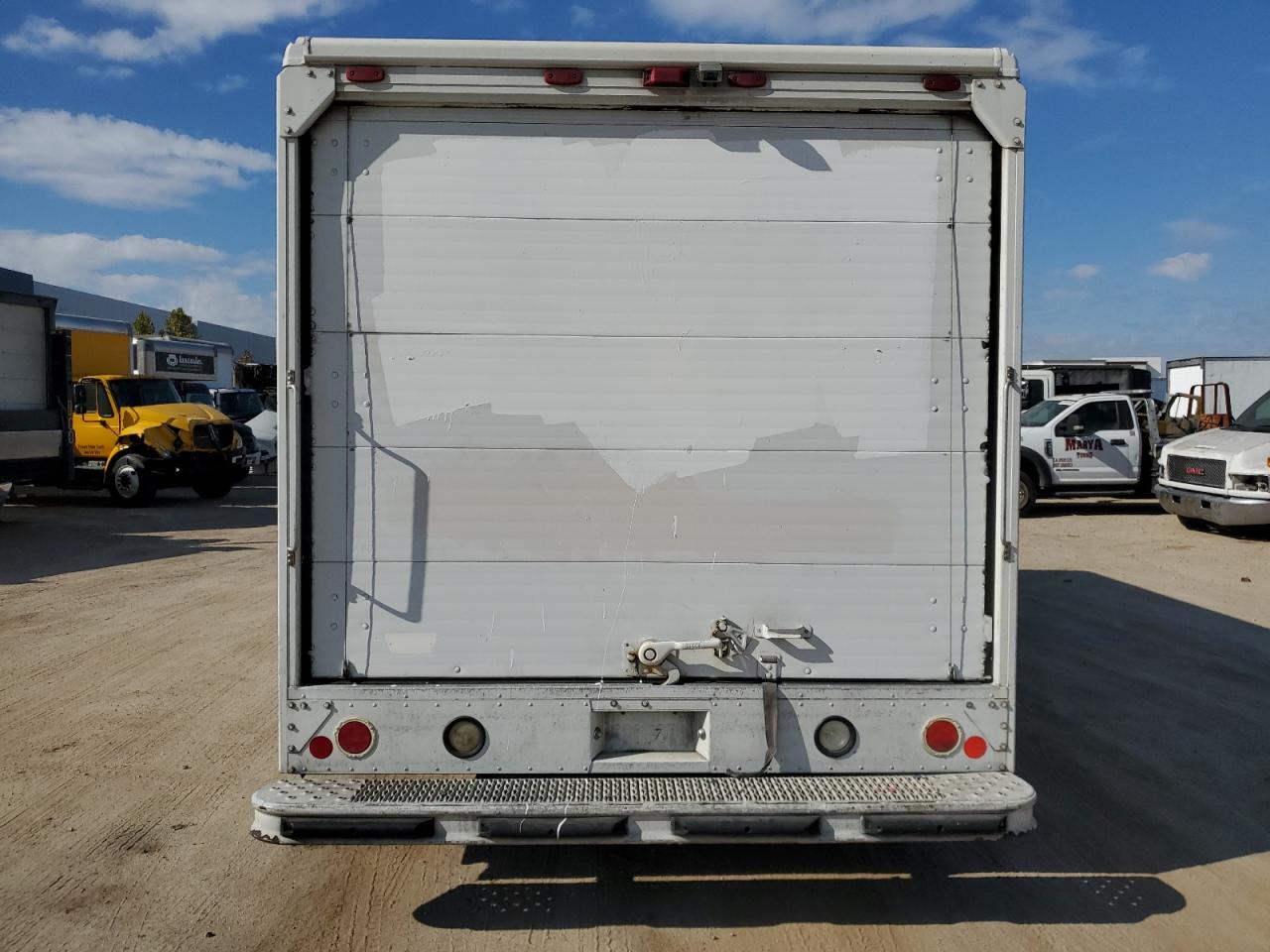 Lot #3287584028 2010 FORD E450