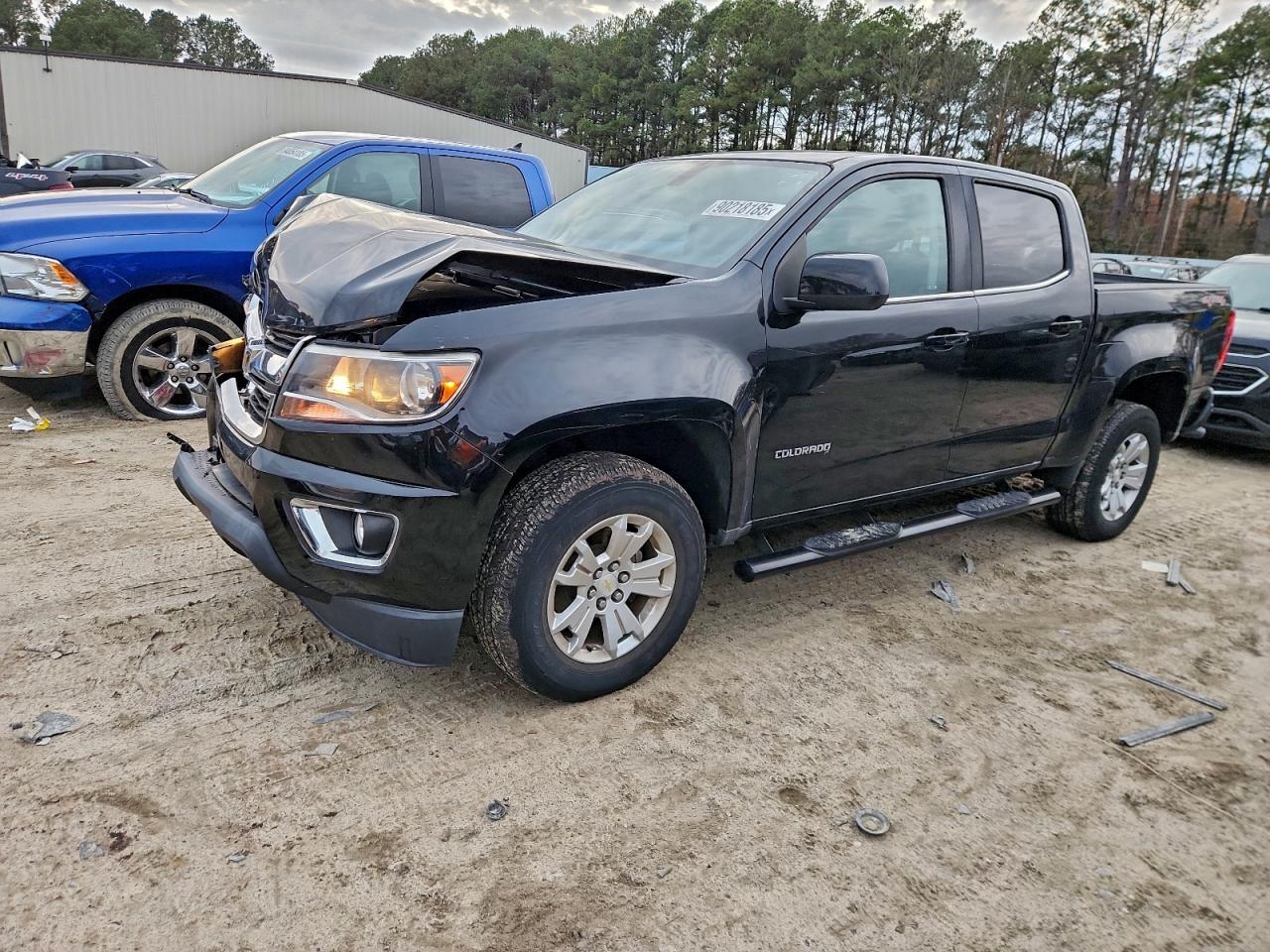 CHEVROLET COLORADO LT
