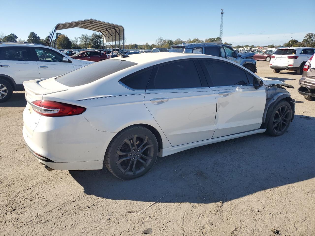 FORD FUSION SE