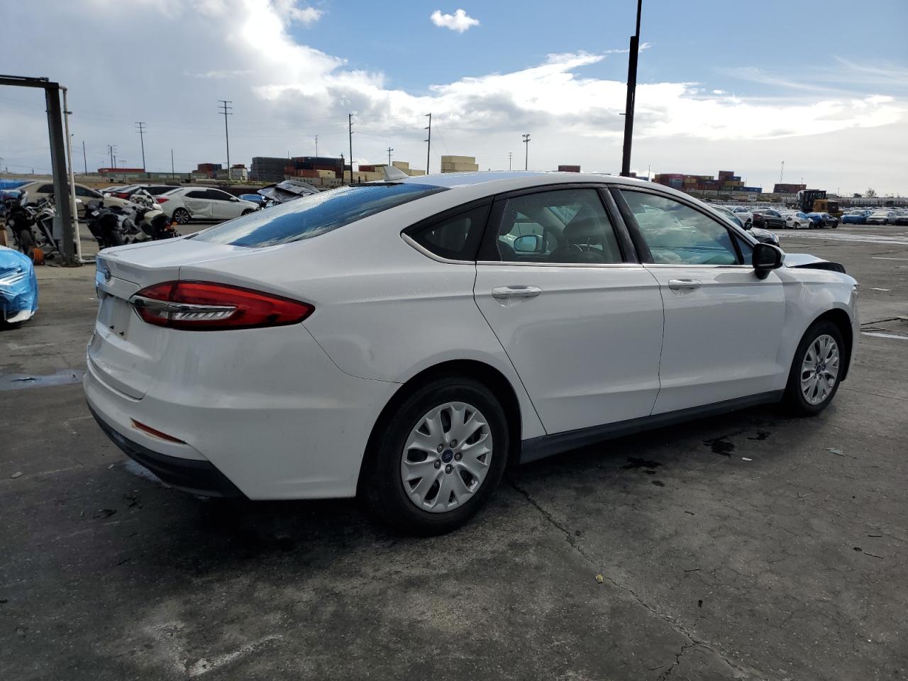 FORD FUSION S