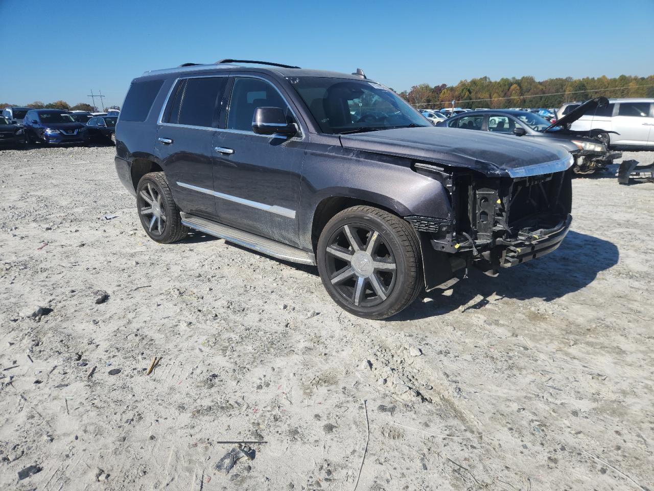CADILLAC ESCALADE LUXURY