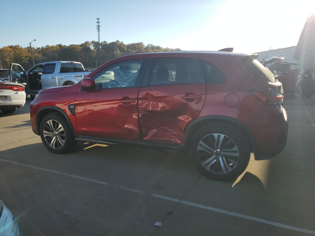 MITSUBISHI OUTLANDER ES