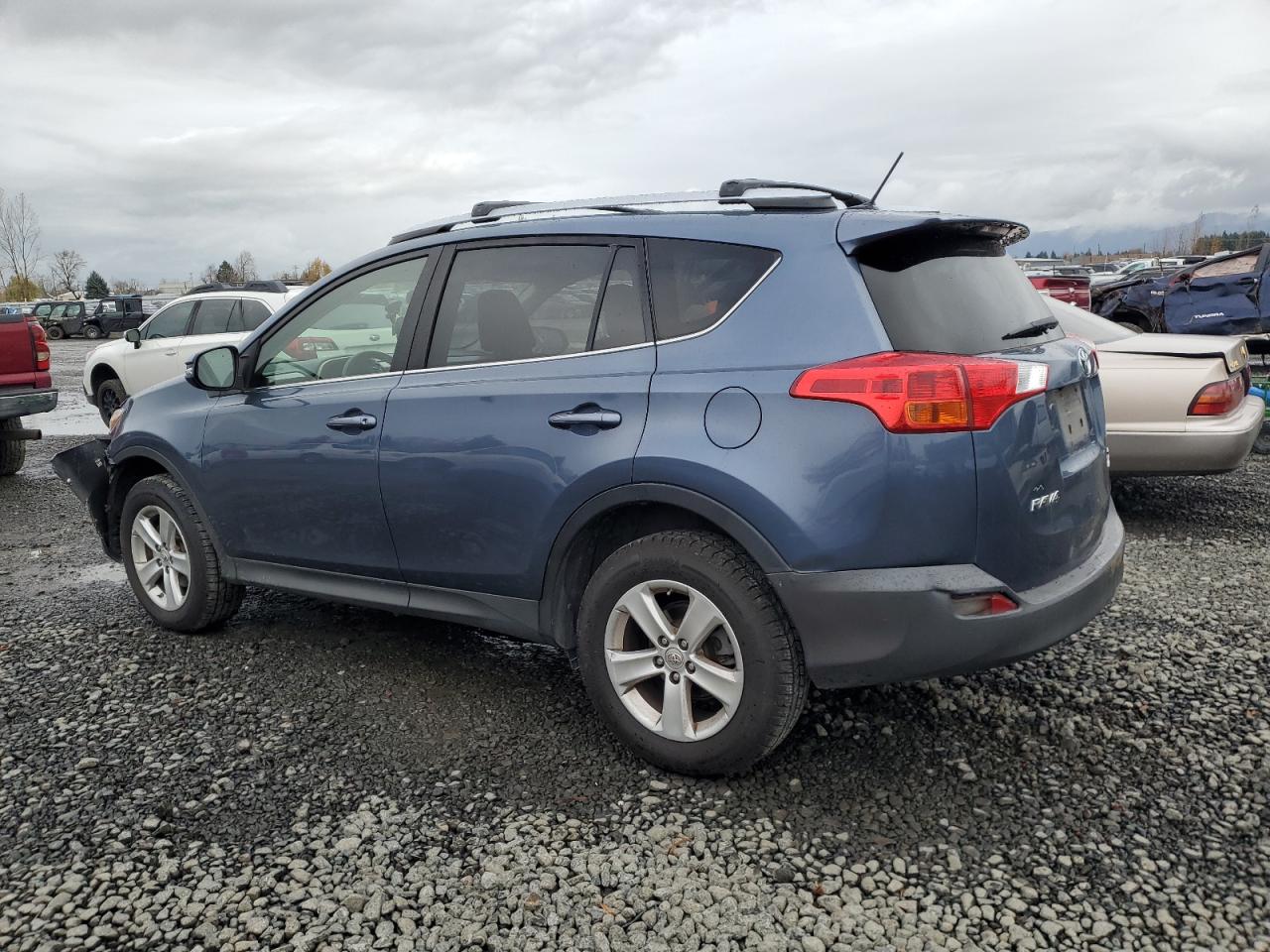 TOYOTA RAV4 XLE