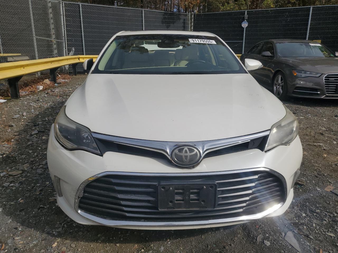 TOYOTA AVALON XLE