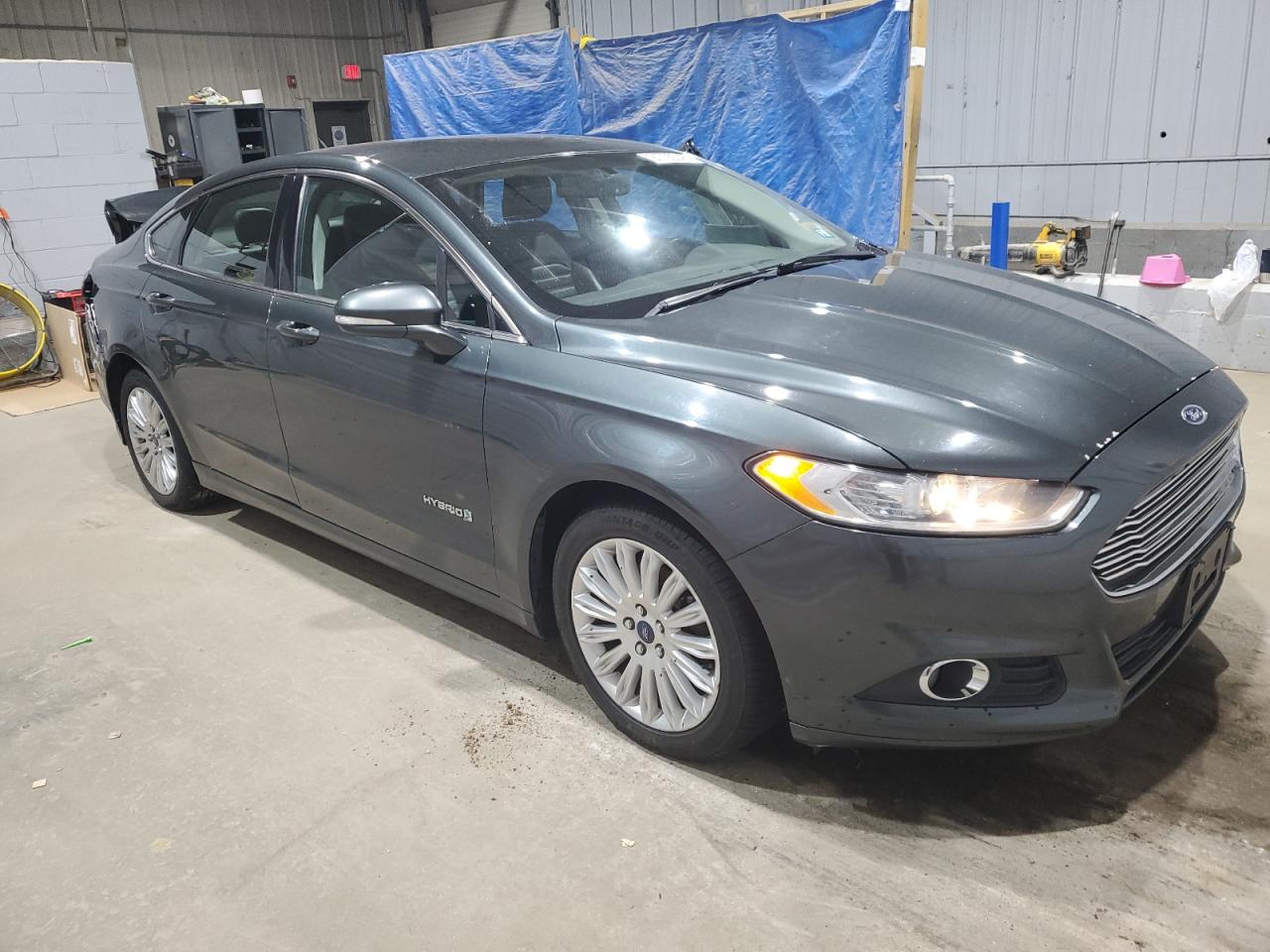FORD FUSION SE HYBRID