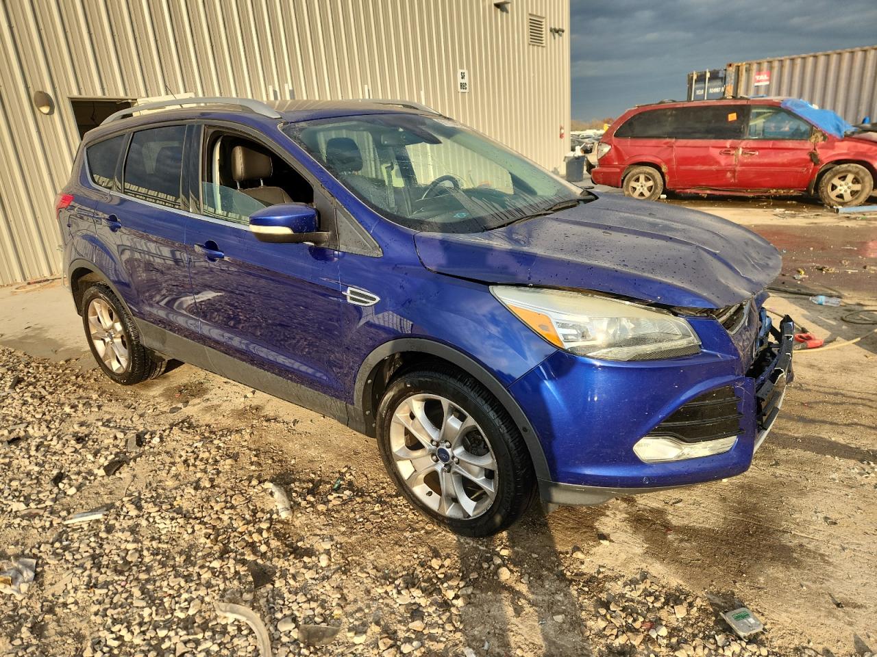 FORD ESCAPE TITANIUM