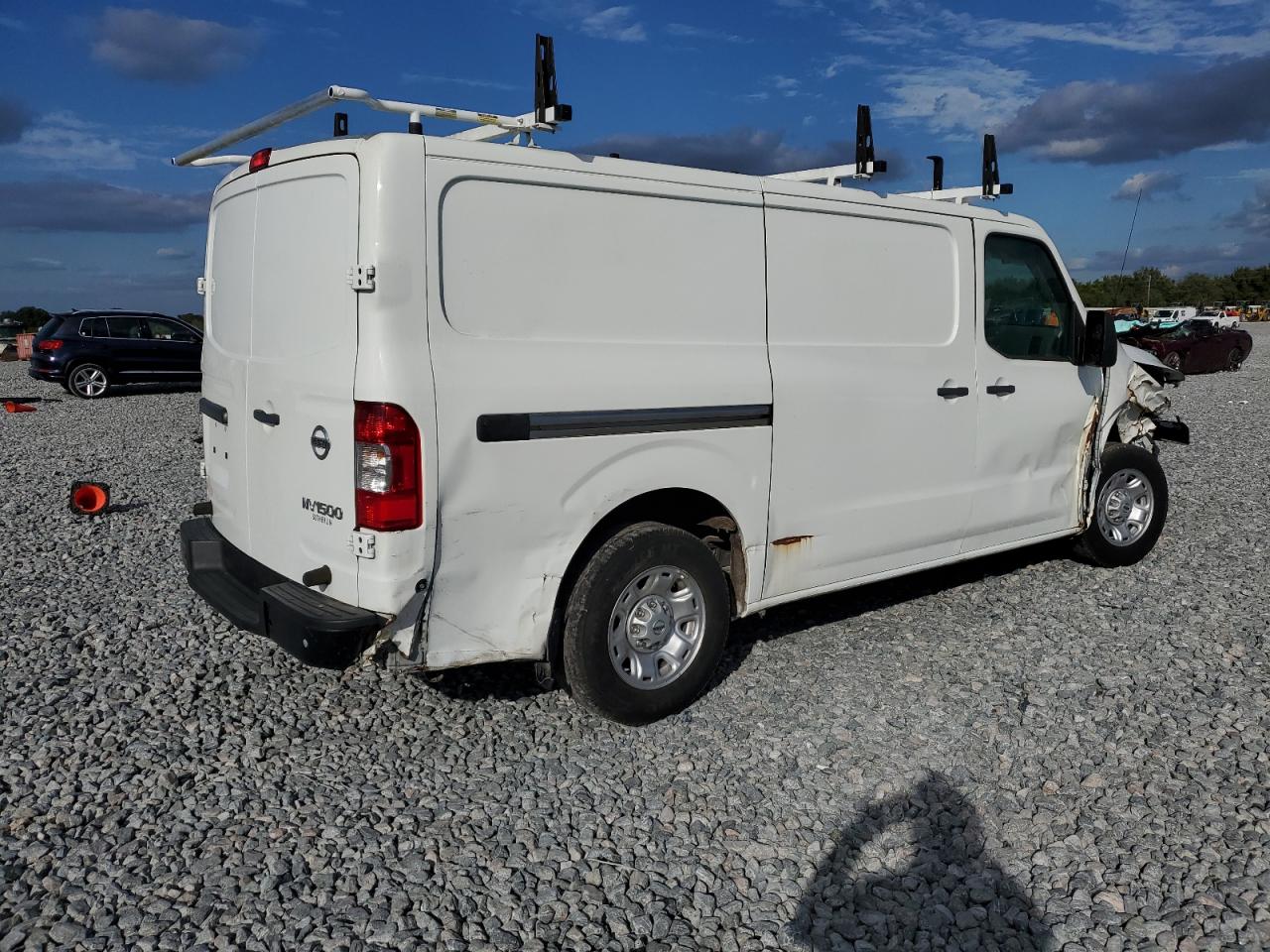 NISSAN NV1500 1500 S