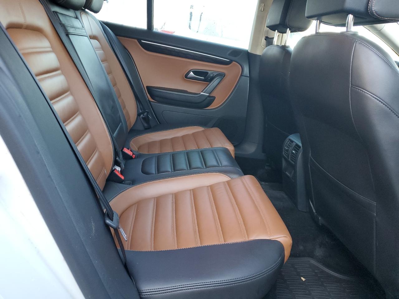 VOLKSWAGEN CC R-LINE