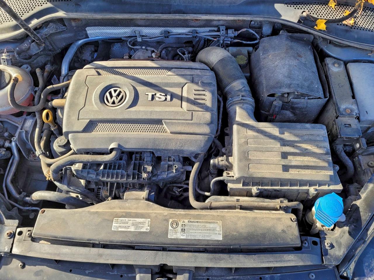 VOLKSWAGEN GOLF SPORTSVAN S