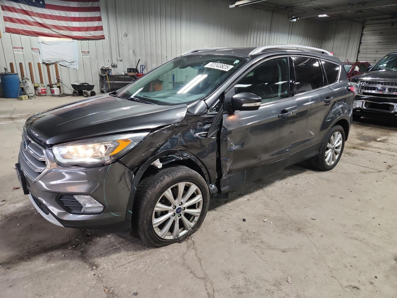 FORD ESCAPE TITANIUM