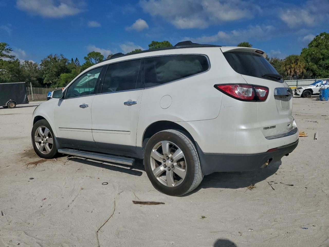 CHEVROLET TRAVERSE PREMIER